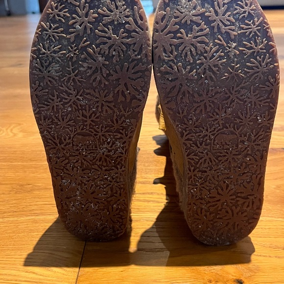 Sorel boots size 8.5 - Picture 6 of 7